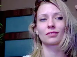 Karoline1201  live sex cam