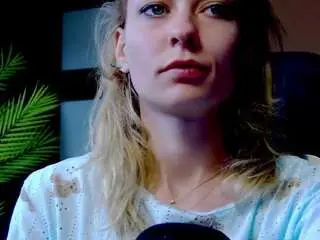 Karoline1201  live sex cam
