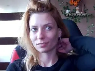 Karoline1201  live sex cam