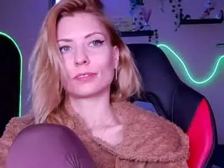 Karoline1201  live sex cam