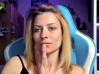 Karoline1201  live sex cam