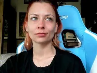 Karoline1201  live sex cam