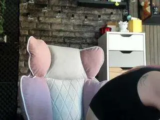 Karoline1201  live sex cam