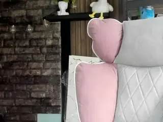 Karoline1201  live sex cam