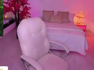 Lenah-smith  live sex cam