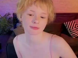 Mikassabowl  live sex cam