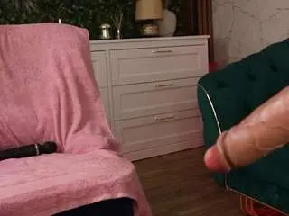 Sisi-on-dee  live sex cam