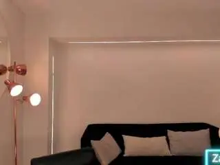Zarakafruni  live sex cam