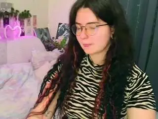 Kitty-katty  live sex cam