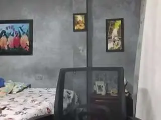 Sashak17  live sex cam