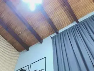 Carlabrown  live sex cam