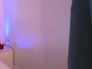Kiramegan  live sex cam