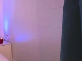 Kiramegan  live sex cam