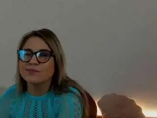 Mayacollins  live sex cam