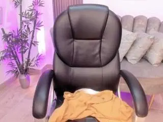 Ruby-rouge  live sex cam