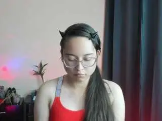 Sahantalcerezo  live sex cam