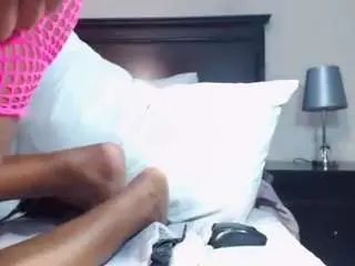 Bubbly-annie07  live sex cam