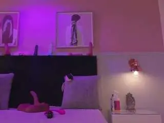Chloe-watsonxx  live sex cam