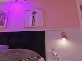 Chloe-watsonxx  live sex cam