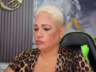 Gianella-cox  live sex cam