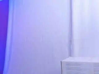 Inndra-hot  live sex cam