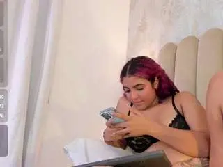 Luna-and  live sex cam
