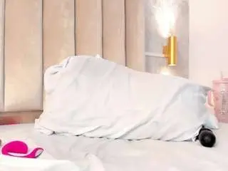 Luna-and  live sex cam