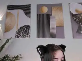 Ronnie-rav  live sex cam