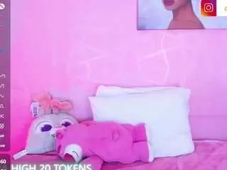 Camiabril  live sex cam