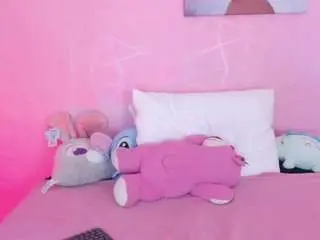 Camiabril  live sex cam