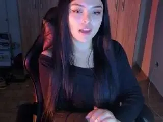 Leemoyalune  live sex cam