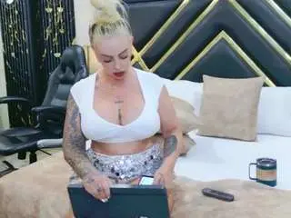Sophiewinslow  live sex cam