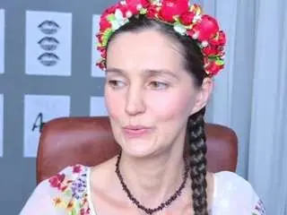 Tayafinch  live sex cam