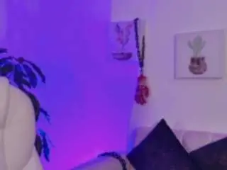 Venuzz-99  live sex cam