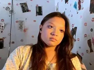 Willettamatinez  live sex cam