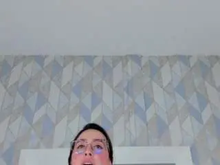 Anaiscooper10  live sex cam