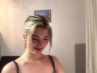 Celestinehinderer  live sex cam