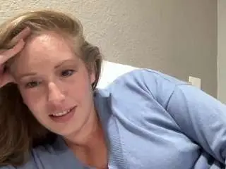 Luckycharm888  live sex cam