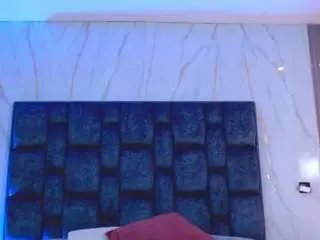 Irianarousse  live sex cam