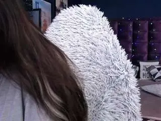 Jenniferstone  live sex cam