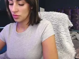 Jenniferstone  live sex cam
