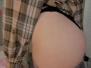 Thanhklopfenstein  live sex cam