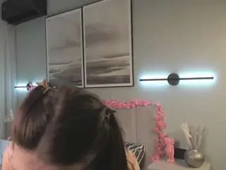 Thanhklopfenstein  live sex cam