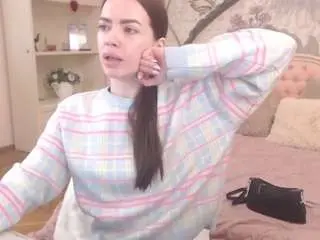 Trishadavis  live sex cam