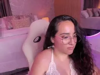 Viiolet-rosee  live sex cam