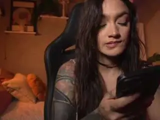 Daniidusan  live sex cam