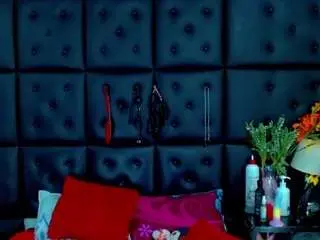 Isalombardi  live sex cam