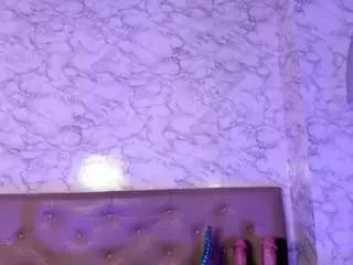 Leiawong  live sex cam