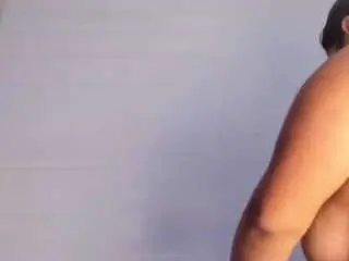 Samanthaa-collinss  live sex cam