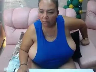 Mandahudson  live sex cam